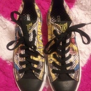 Comic Converse